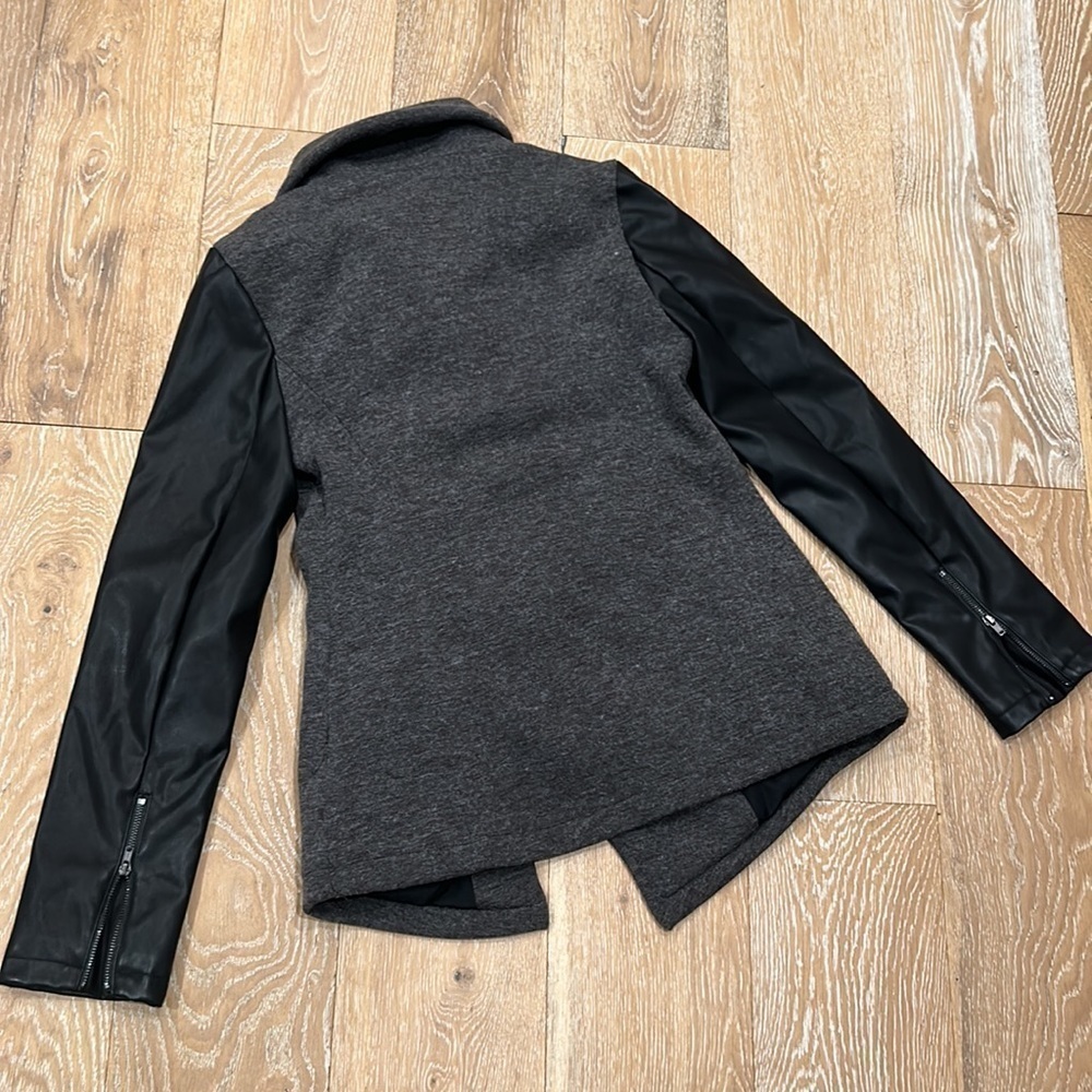 Fabletics Milano Jacket - Picture 11 of 12